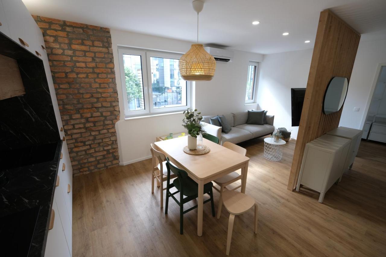 Apartments Emona Free Parking & Gym Любляна Екстериор снимка