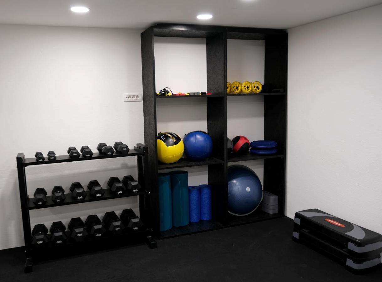 Apartments Emona Free Parking & Gym Любляна Екстериор снимка