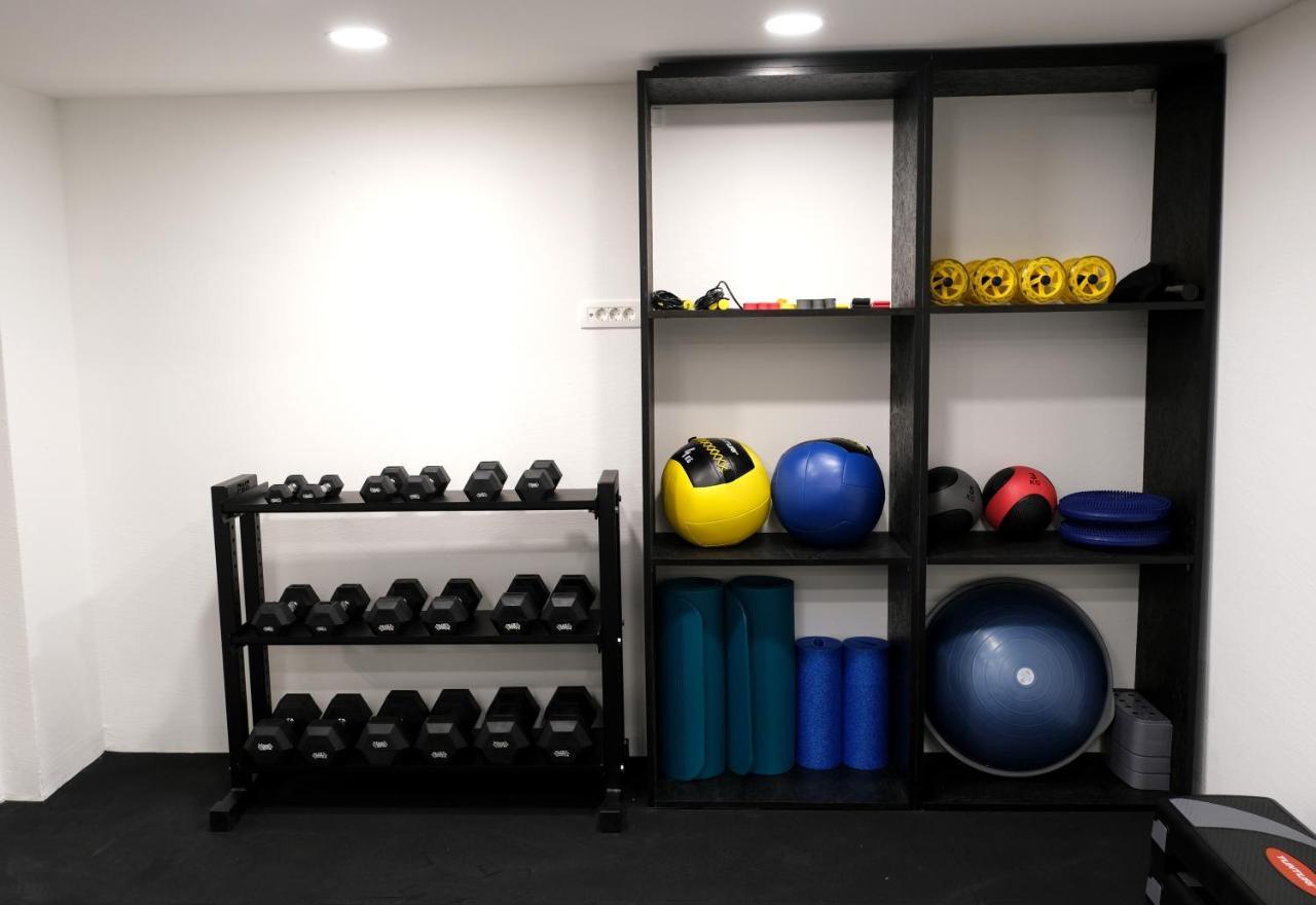 Apartments Emona Free Parking & Gym Любляна Екстериор снимка