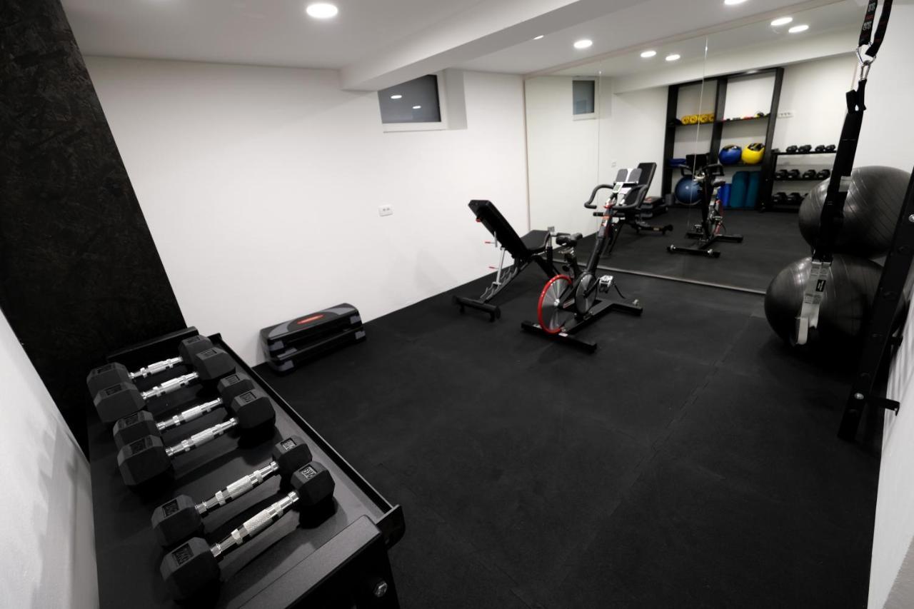 Apartments Emona Free Parking & Gym Любляна Екстериор снимка