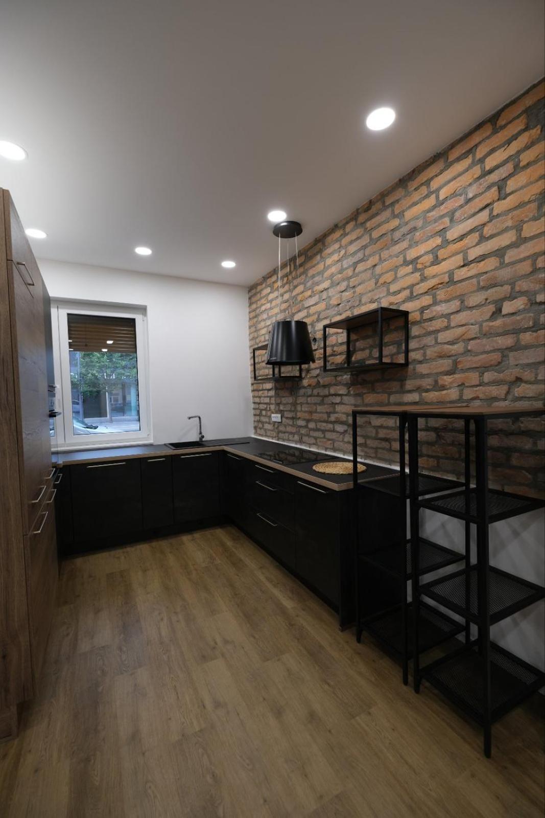 Apartments Emona Free Parking & Gym Любляна Екстериор снимка