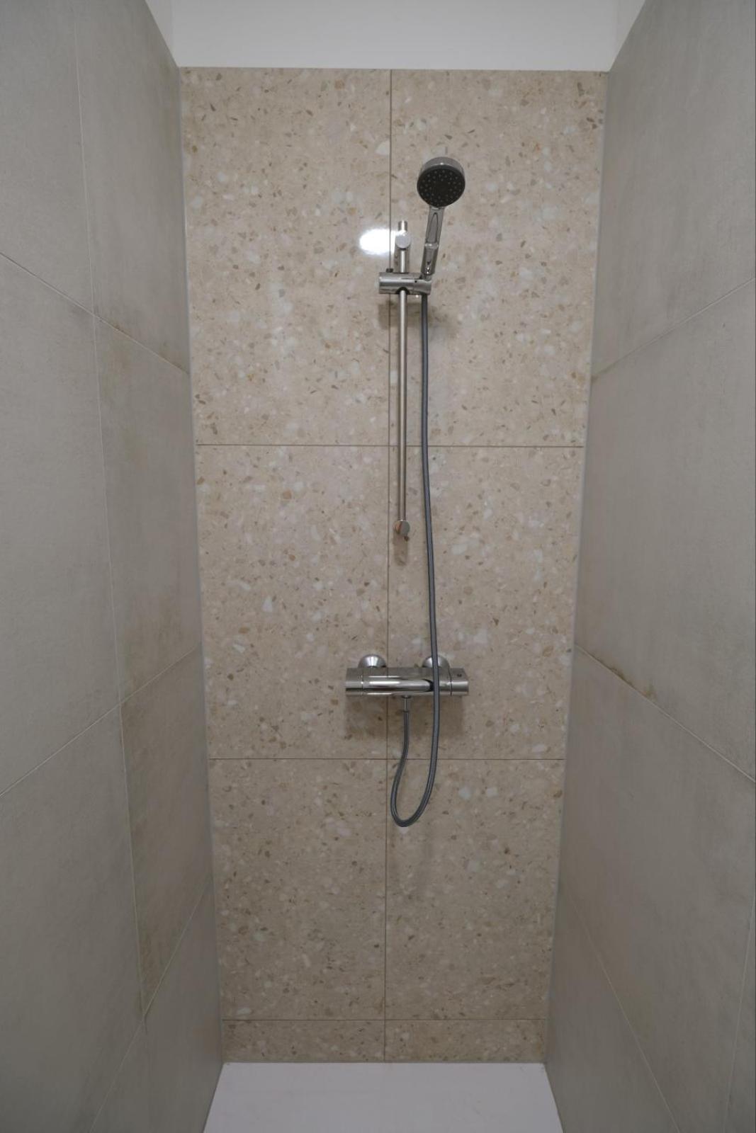Apartments Emona Free Parking & Gym Любляна Екстериор снимка
